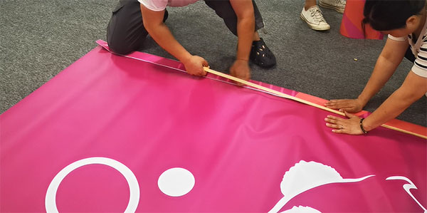 成都廣告公司噴繪布如何安裝？