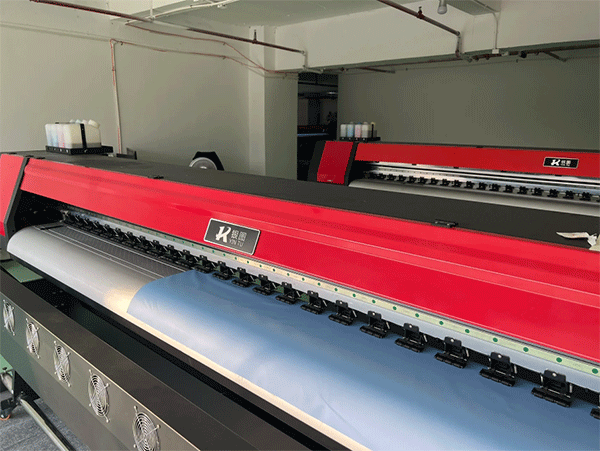 成都寫(xiě)真機(jī)和噴繪機(jī)的區(qū)別